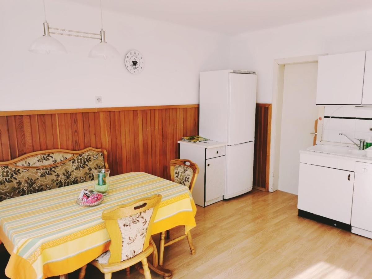 Apartma Rekar - A House, Where You Can Relax In The Embrace Of Nature Jesenice Exterior foto